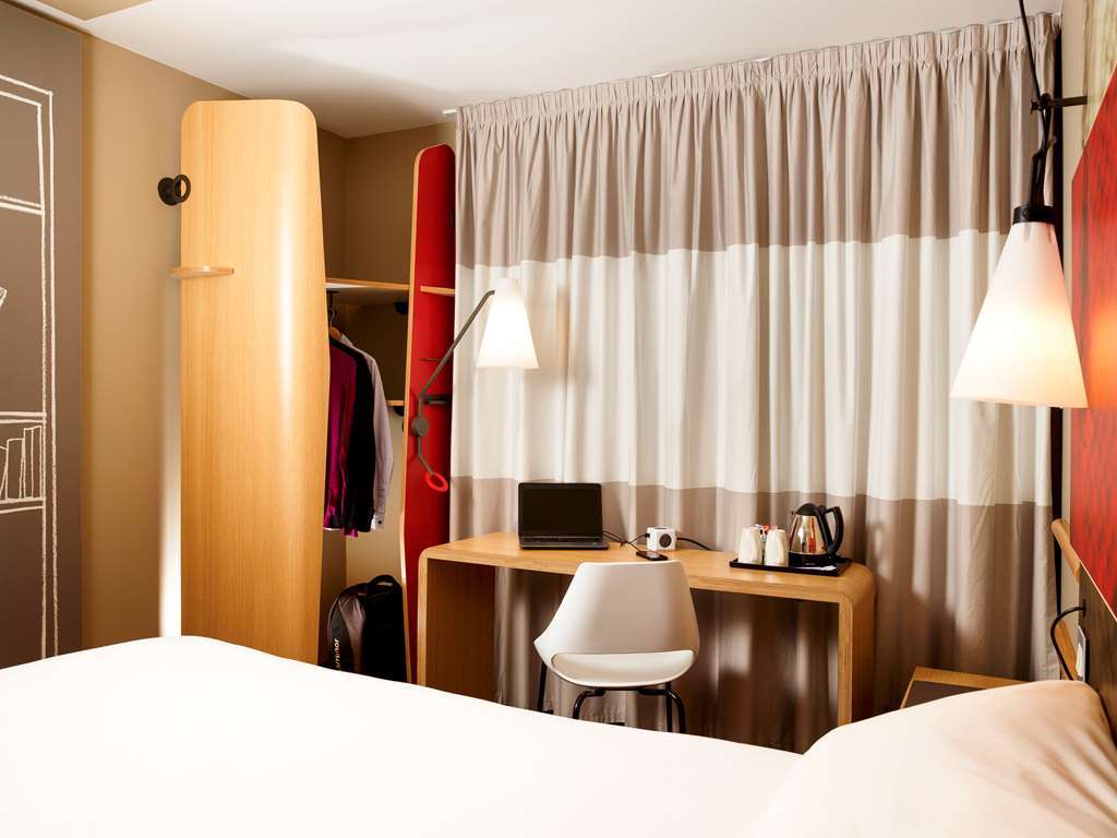 Ibis Bristol Temple Meads Hotel Szoba fotó